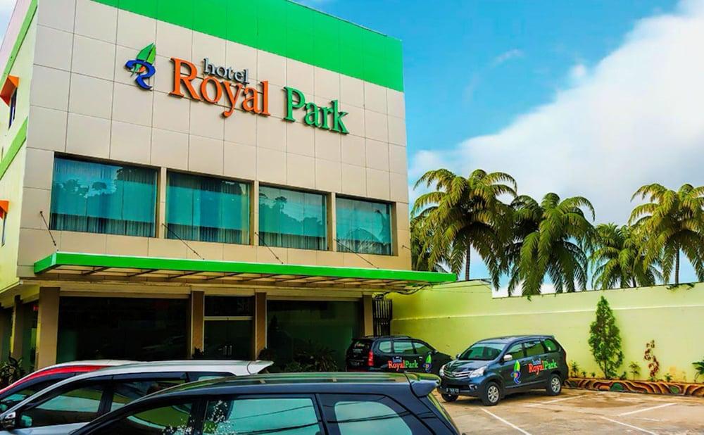Royal Park Hotel Samarinda Eksteriør billede